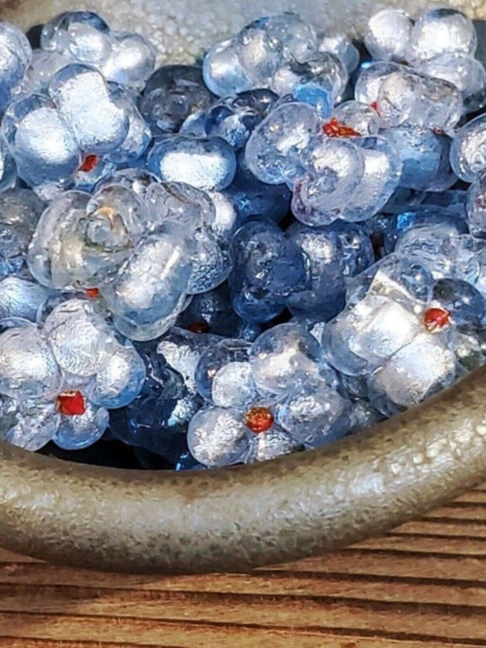 Vintage Icy Blue Handcrafted India Glass Flower Beads with Silver Foil 5 pcs - Picture 7 of 11